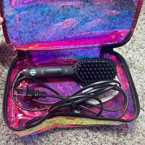 Amika Heated Hair Straightener Thermal Brush- travel size